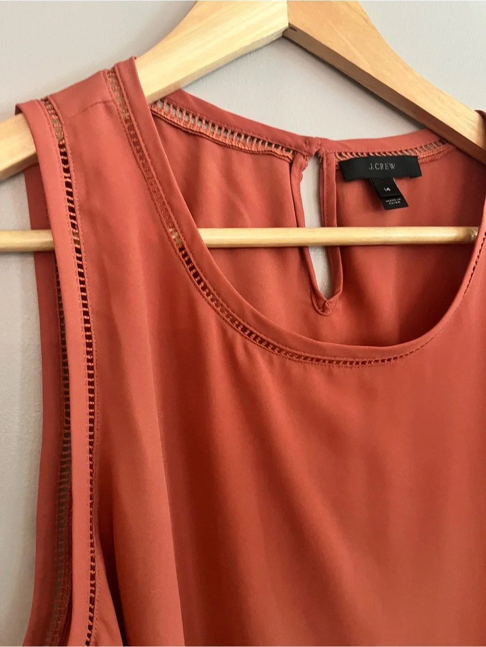 J. Crew Sleeveless Keyhole Tank in Terracotta ladder trim size 14